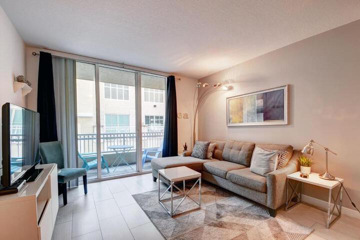 Amazing one-bedroom in Casa Costa!BEACH PASS INC!