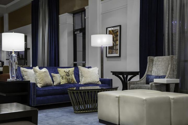 Hotel Interior 11 of 49