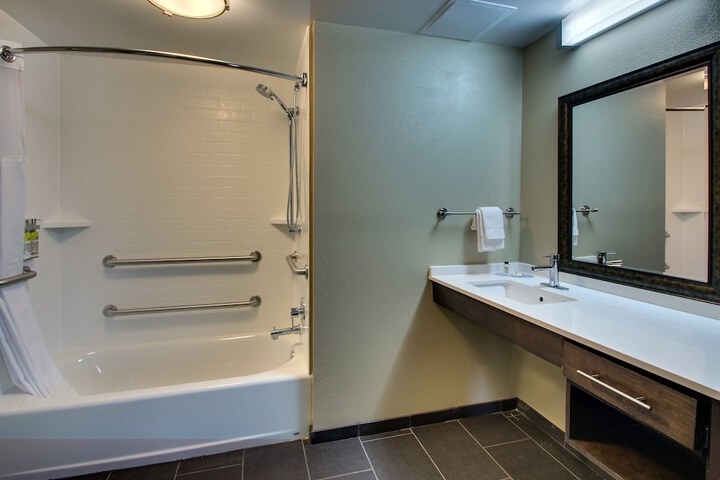Staybridge Suites Rock Hill by IHG