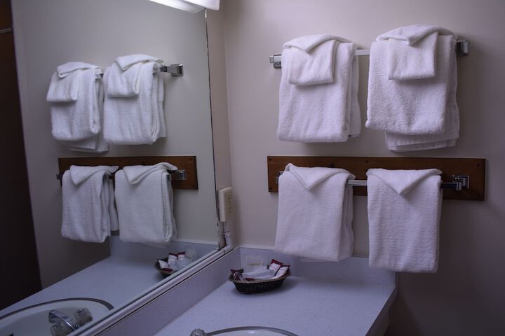 Room 10 of 39