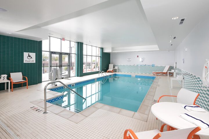 Holiday Inn Hotels and Suites Mount Pleasant by IHG