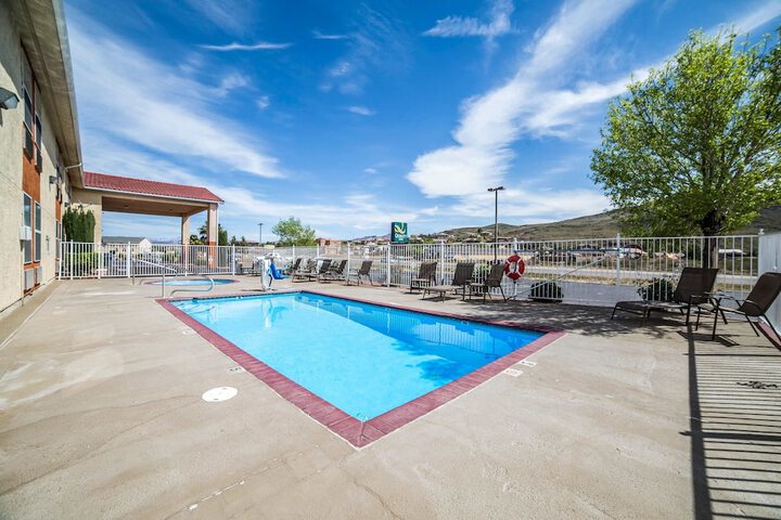 Pool 5 of 41
