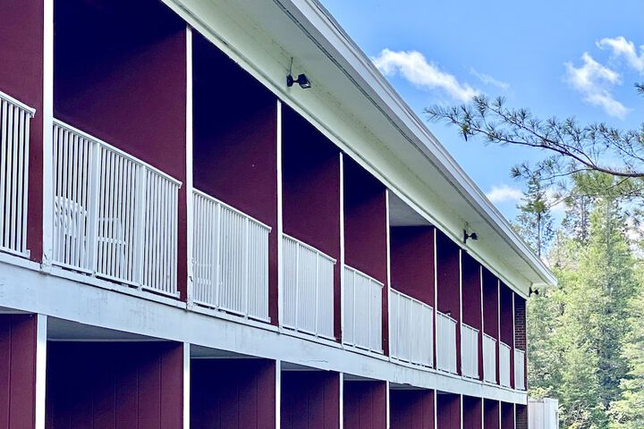Hotel 13 of 49