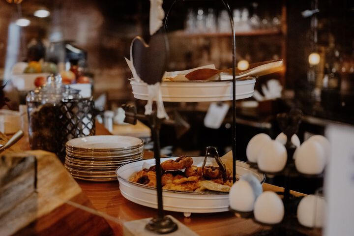 Dining 56 of 59