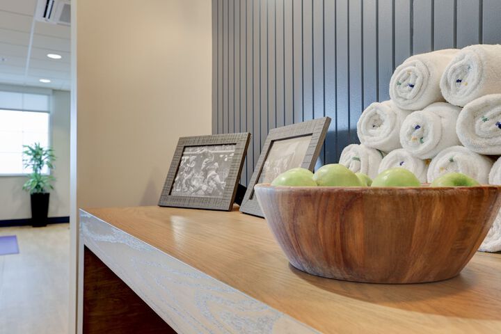 Elwood Hotel & Suites