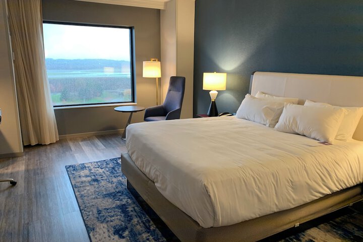 Hyatt Regency Pittsburgh International Airport