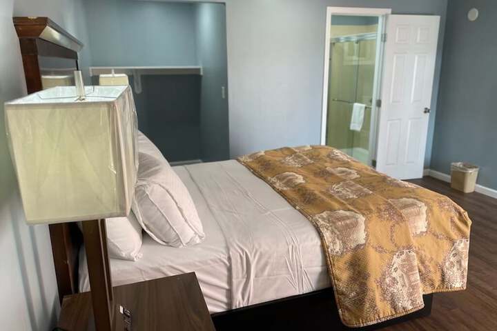 Room 26 of 35