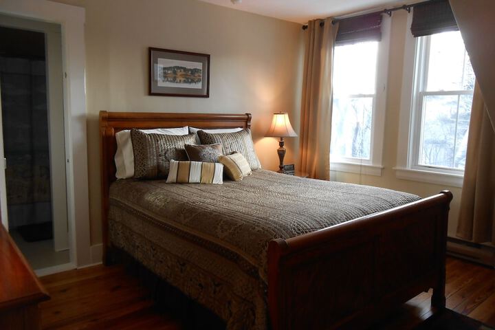 Room 11 of 41