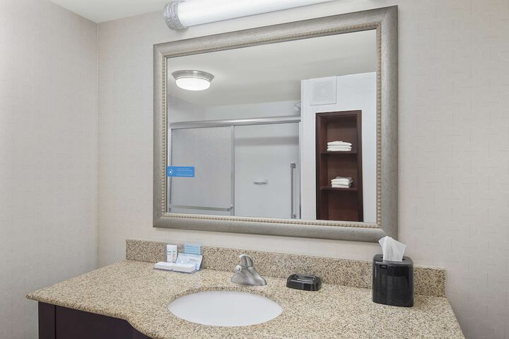 Room 26 of 44