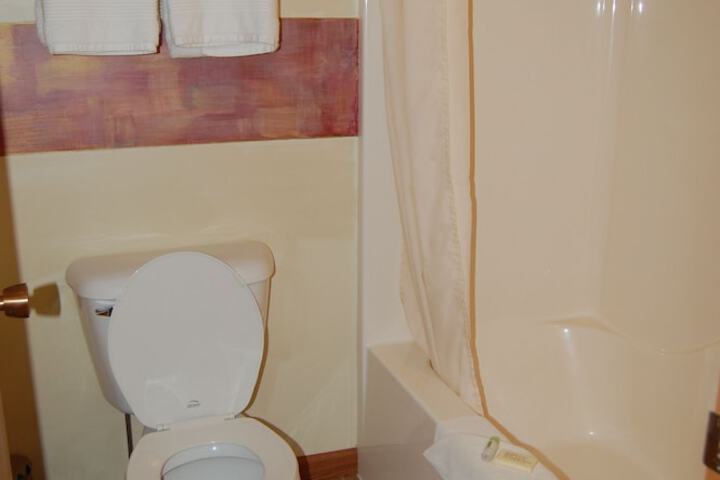 Room 18 of 23