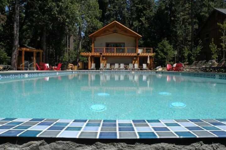 Pool 24 of 192