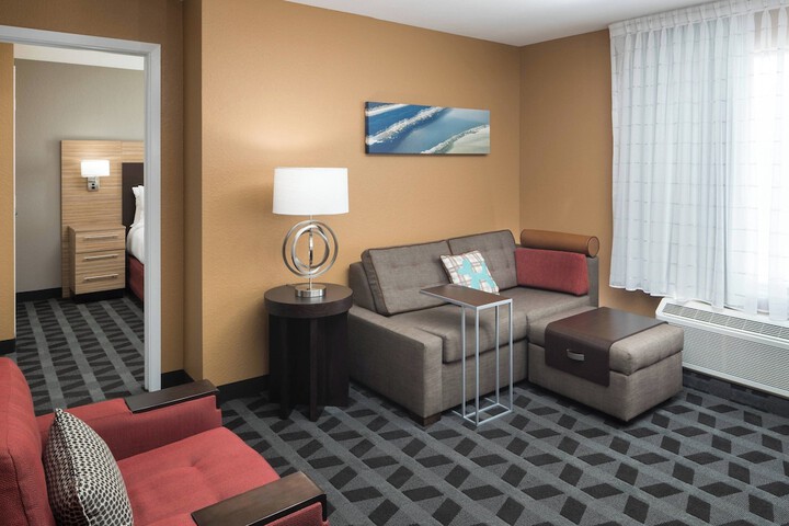 Room 19 of 34