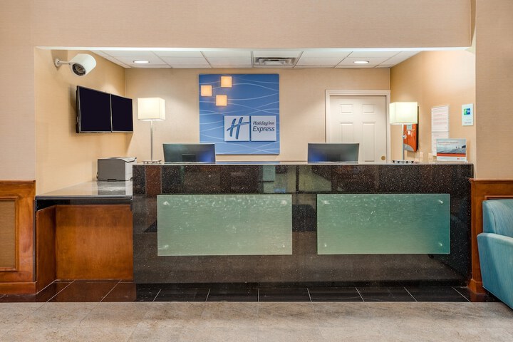 Hotel Interior 12 of 38