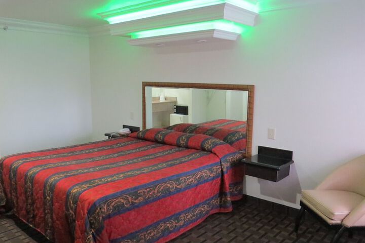 Room 31 of 58