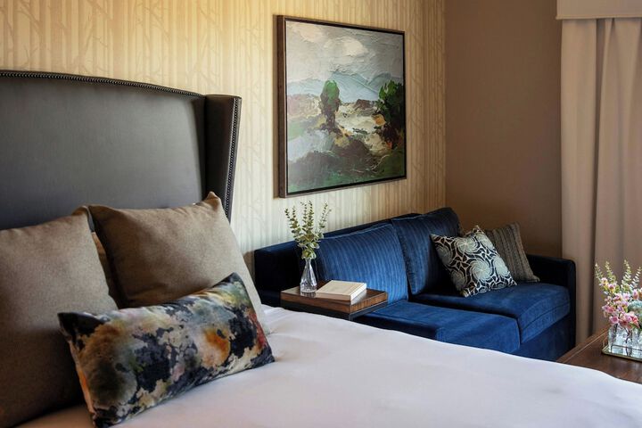 River Terrace Inn