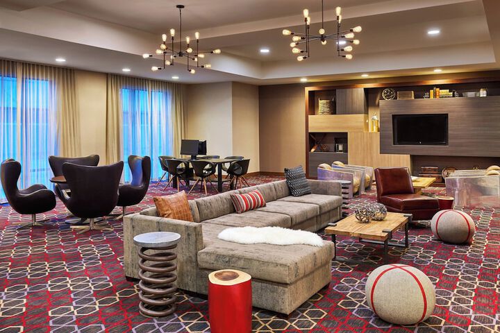 Hotel Interior 12 of 37