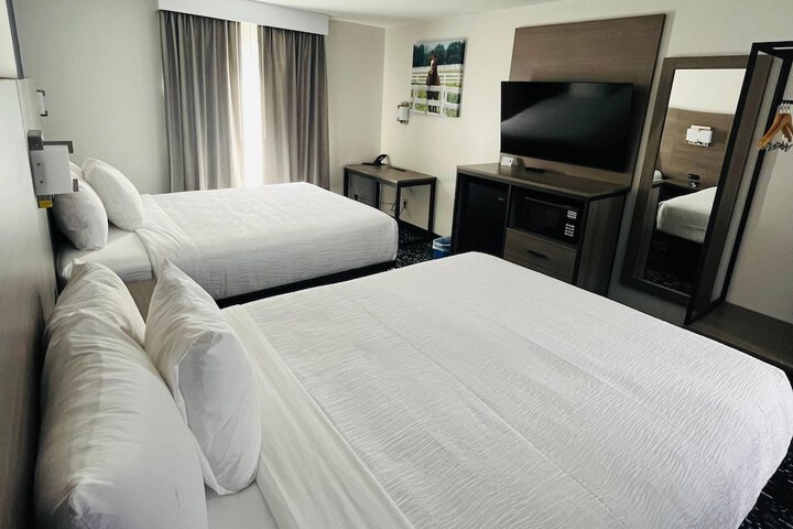 Baymont by Wyndham La Grange KY Southeast