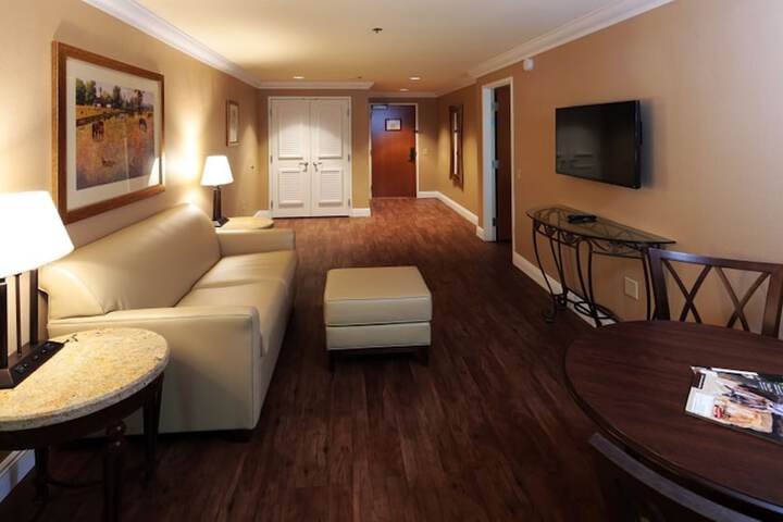 Room 8 of 54