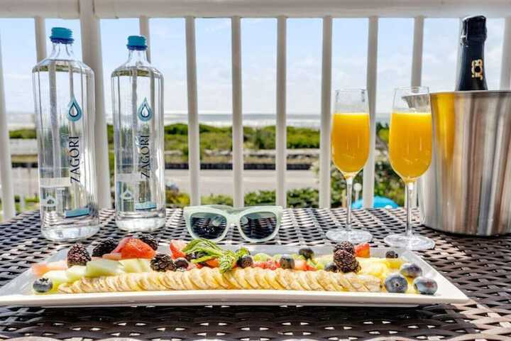 La Mer Beachfront Resort