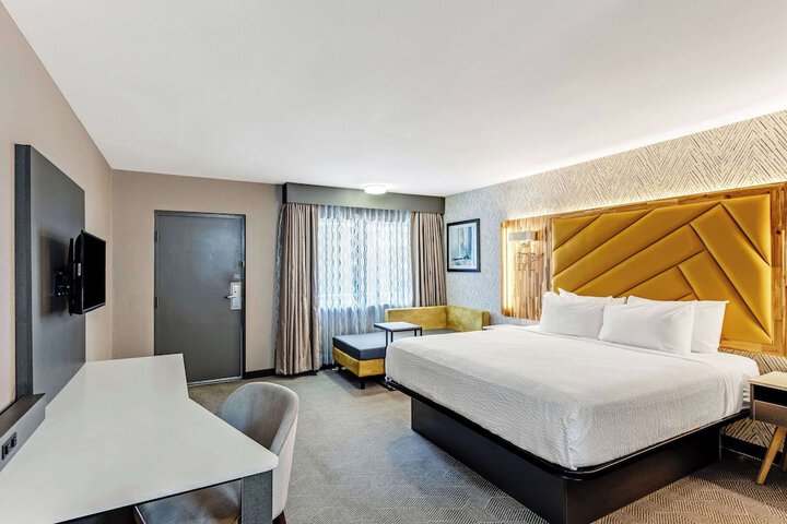 Room 51 of 56