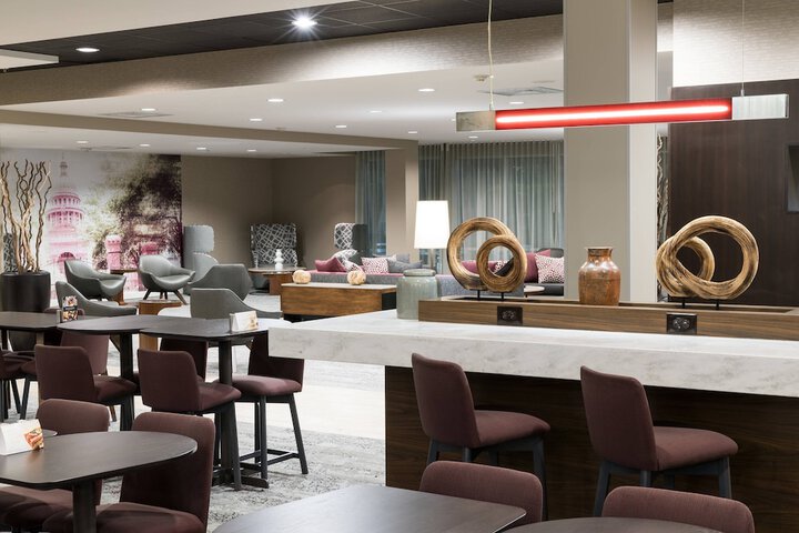 Hotel Interior 10 of 34
