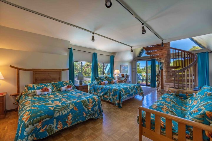 Hale Akua Garden Farm & Eco-Retreat