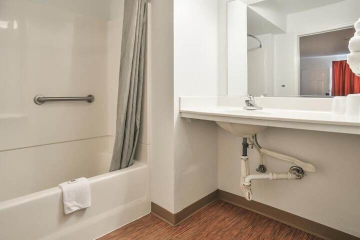 Motel 6 Saint Joseph MO