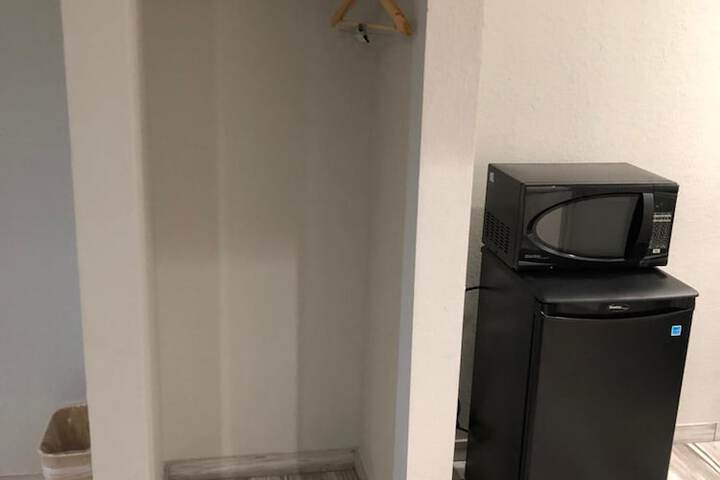 Room 16 of 23