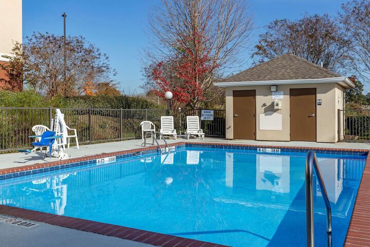 Comfort Inn Smithfield near I-95