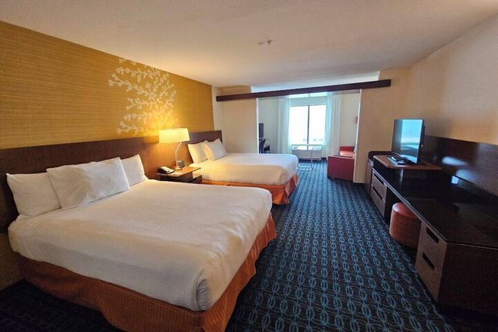 Wavecrest Lodge