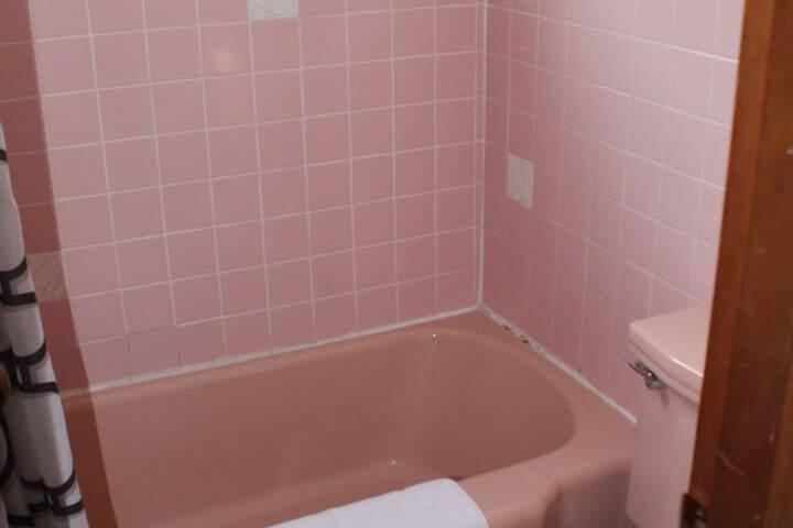 Room 22 of 63