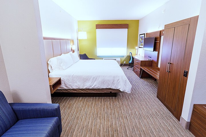 Room 22 of 42