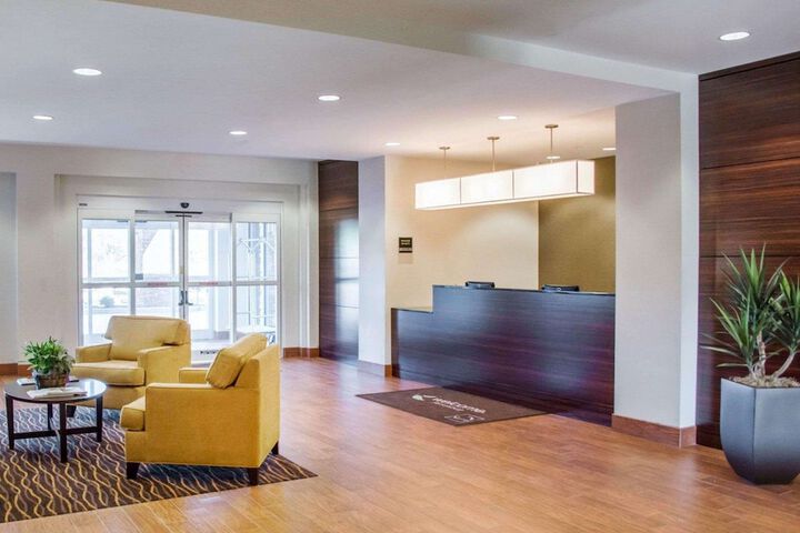 Sleep Inn & Suites Parkersburg - Mineral Wells
