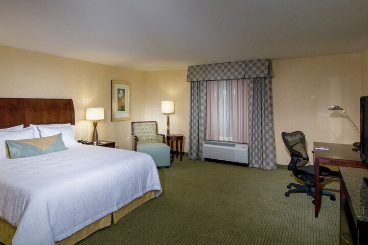 Hilton Garden Inn Mount Holly / Westampton