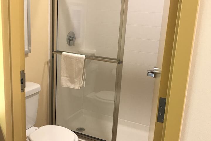 Room 31 of 43