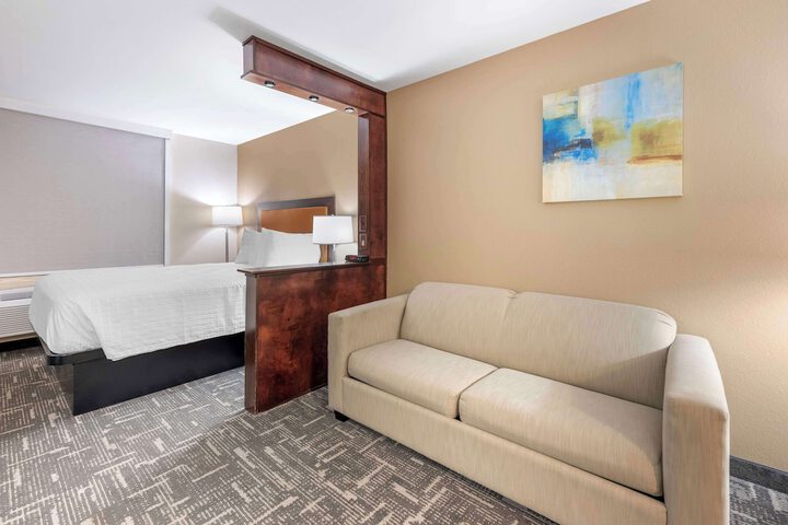Best Western Post Inn