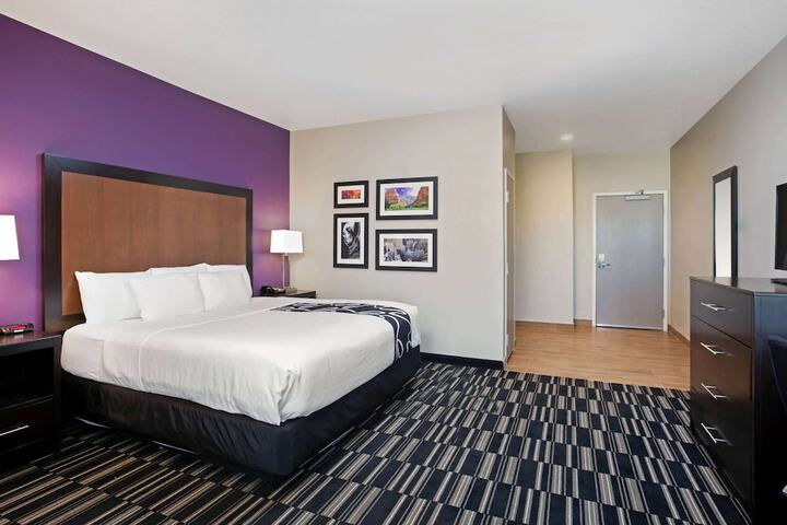 Room 20 of 29
