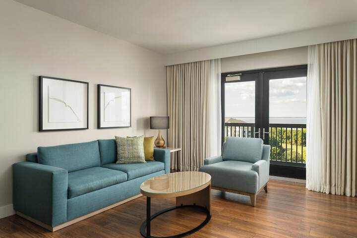 Hotel Effie Sandestin Autograph Collection