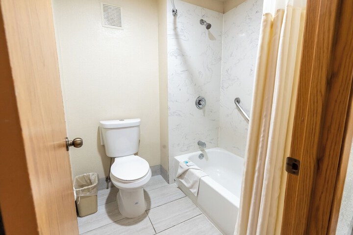 Budget Inn Corcoran Near Tulare CA 43