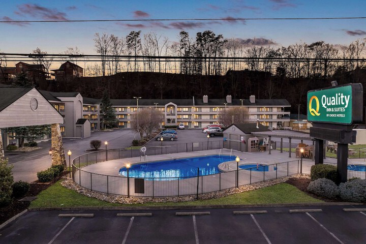 Hotel 5 of 55
