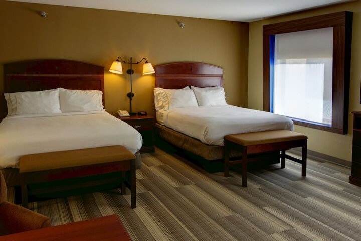 Room 33 of 93