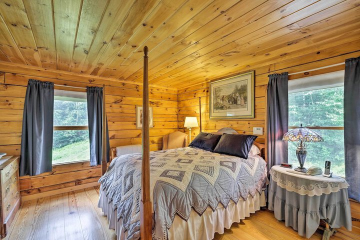 Jacksonville Cabin w / Wraparound Deck & Views