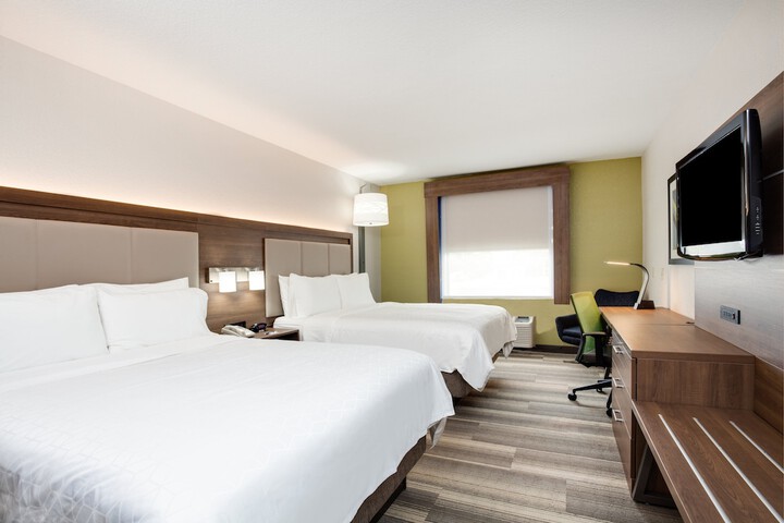 Room 12 of 27