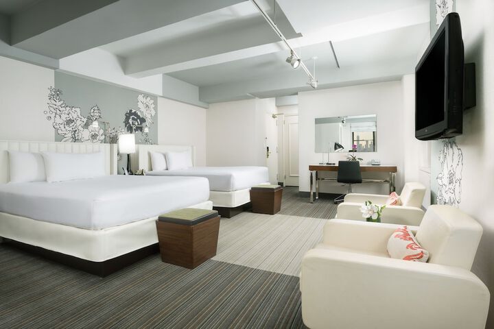 Room 10 of 61
