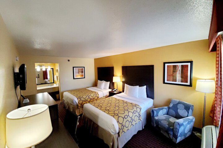 Room 17 of 24