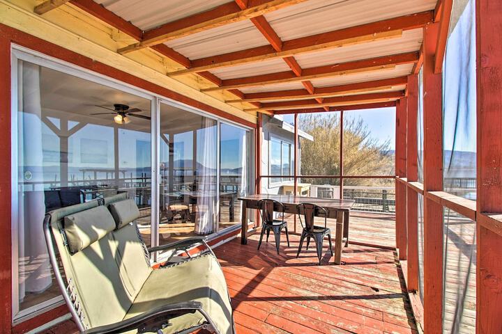 Lakefront Sanctuary w / Mount Konocti Views