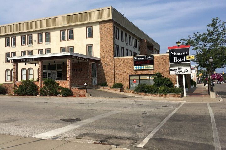 Stearns Hotel