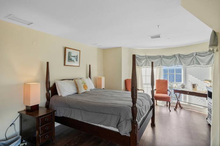 Room 29 of 46