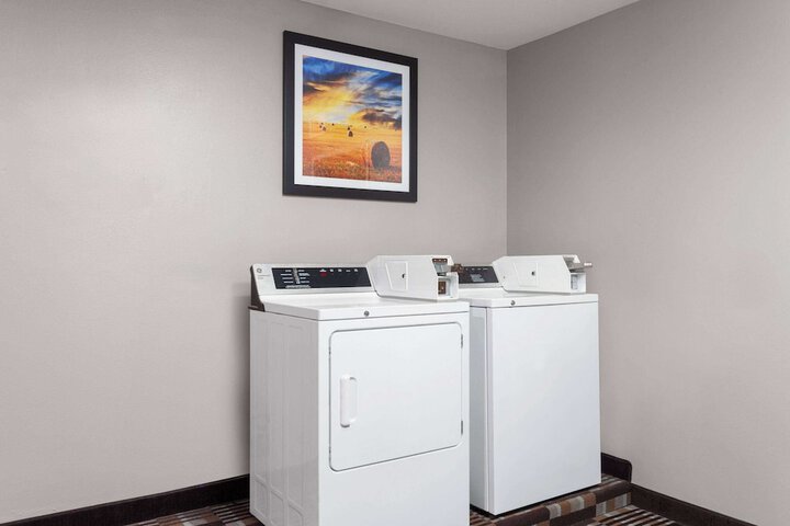 Microtel Inn by Wyndham Janesville