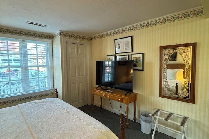 Cottage Nine in Jacksonville